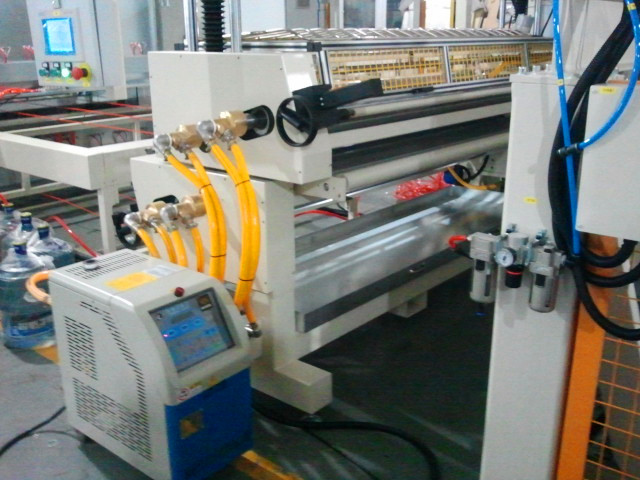 涂布機(jī)輥筒控溫，輥筒模溫機(jī)，輥筒控溫油溫機(jī)