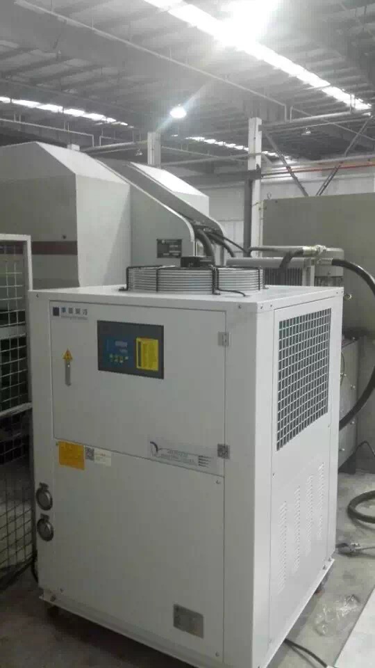 油冷機，液壓油冷水機，油溫度控制機